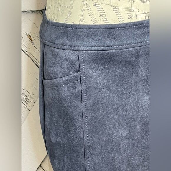 NWT Loft Gray Faux Suede Mini Skirt Women Sz 0 - Picture 3 of 7